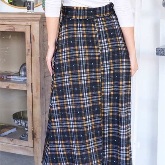 BLACK MUSTARD CHECKERED SKIRT - Picture 9 of 14